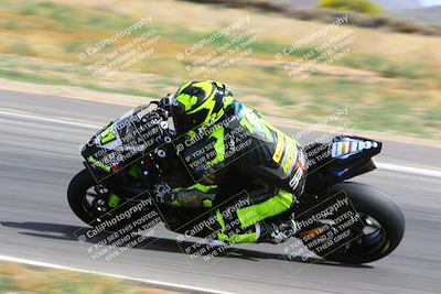 media/Apr-30-2023-CRA (Sun) [[020fcf5d43]]/Race 11-600 Expert Superbike/